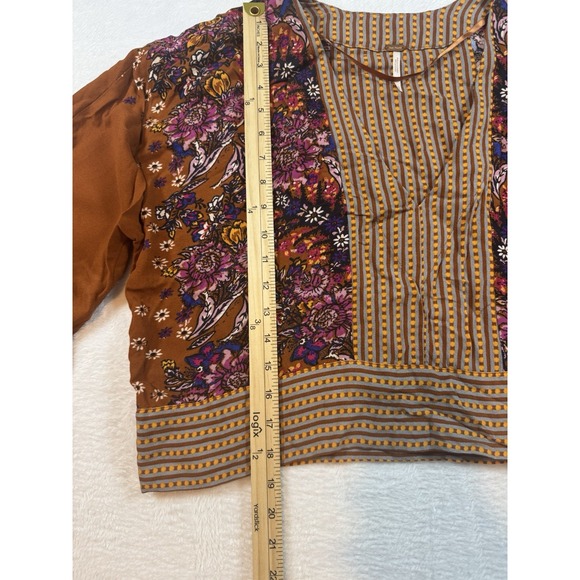 Free People Mix Match Boho Floral Kimono Blouse Bell Sleeve Festival Top Size XS - Picture 4 of 10